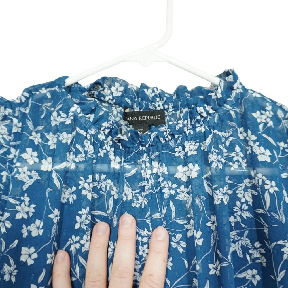Banana Republic Size 6 TALL Blue Floral Ruffle Neck Midi Dress Sleeveless Flowy